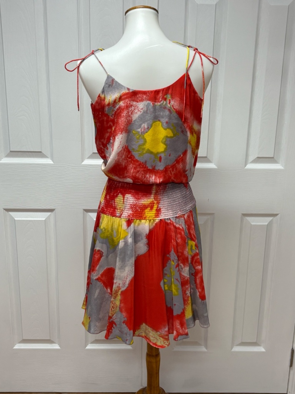 Halston Heritage Poppy Watercolor-Print Chiffon Mini Dress - Size S. - Picture 4 of 16